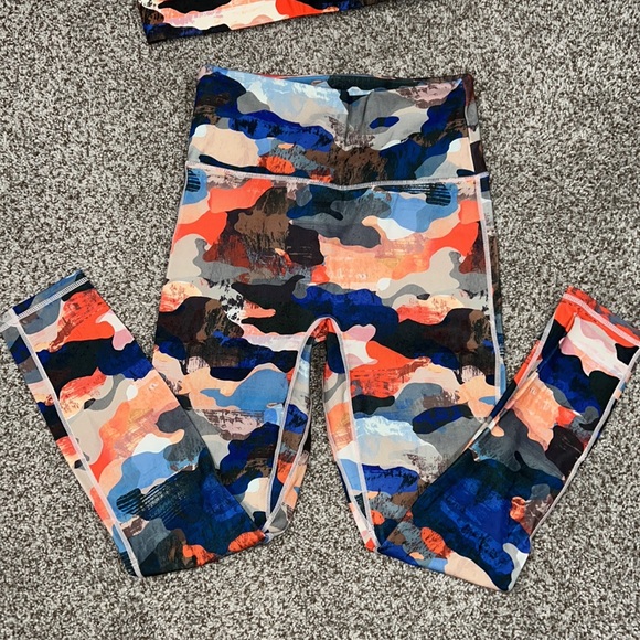 Fabletics - Picture 2 of 4